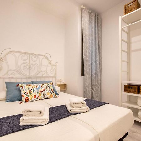 Pere Serafi 2 bedroom apartment Barcelona Eksteriør billede