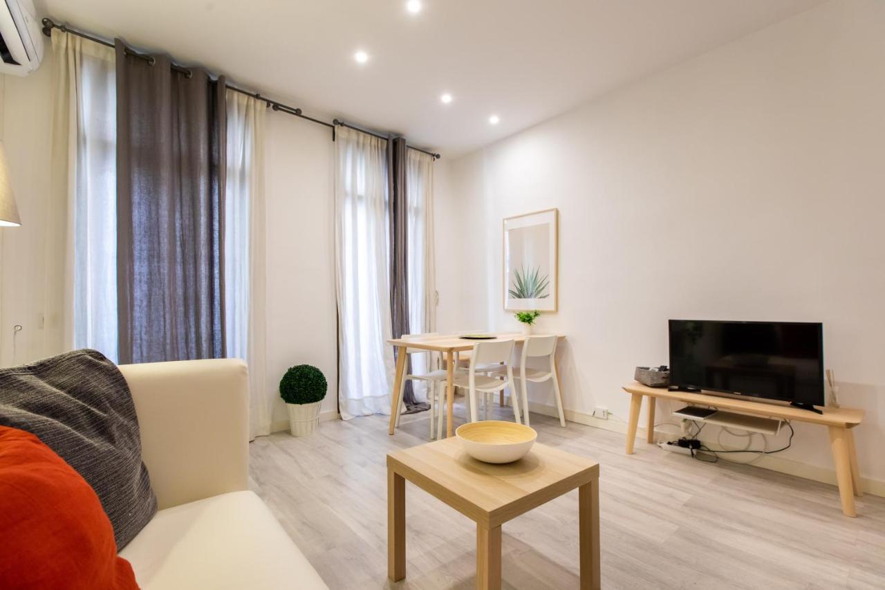 Pere Serafi 2 bedroom apartment Barcelona Eksteriør billede