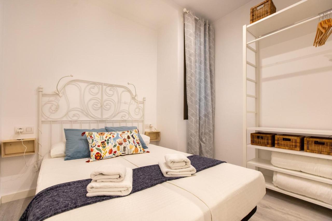 Pere Serafi 2 bedroom apartment Barcelona Eksteriør billede