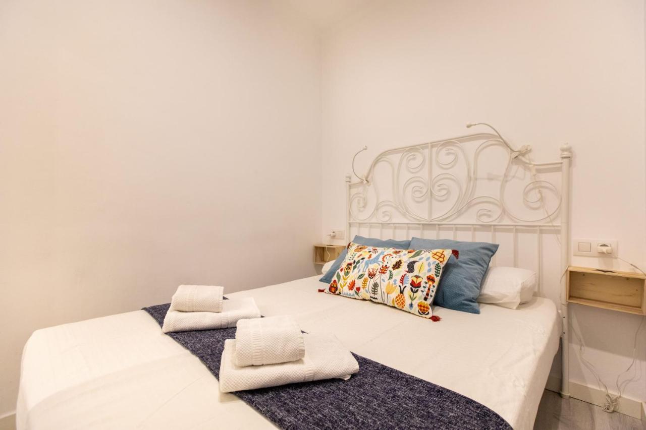 Pere Serafi 2 bedroom apartment Barcelona Eksteriør billede