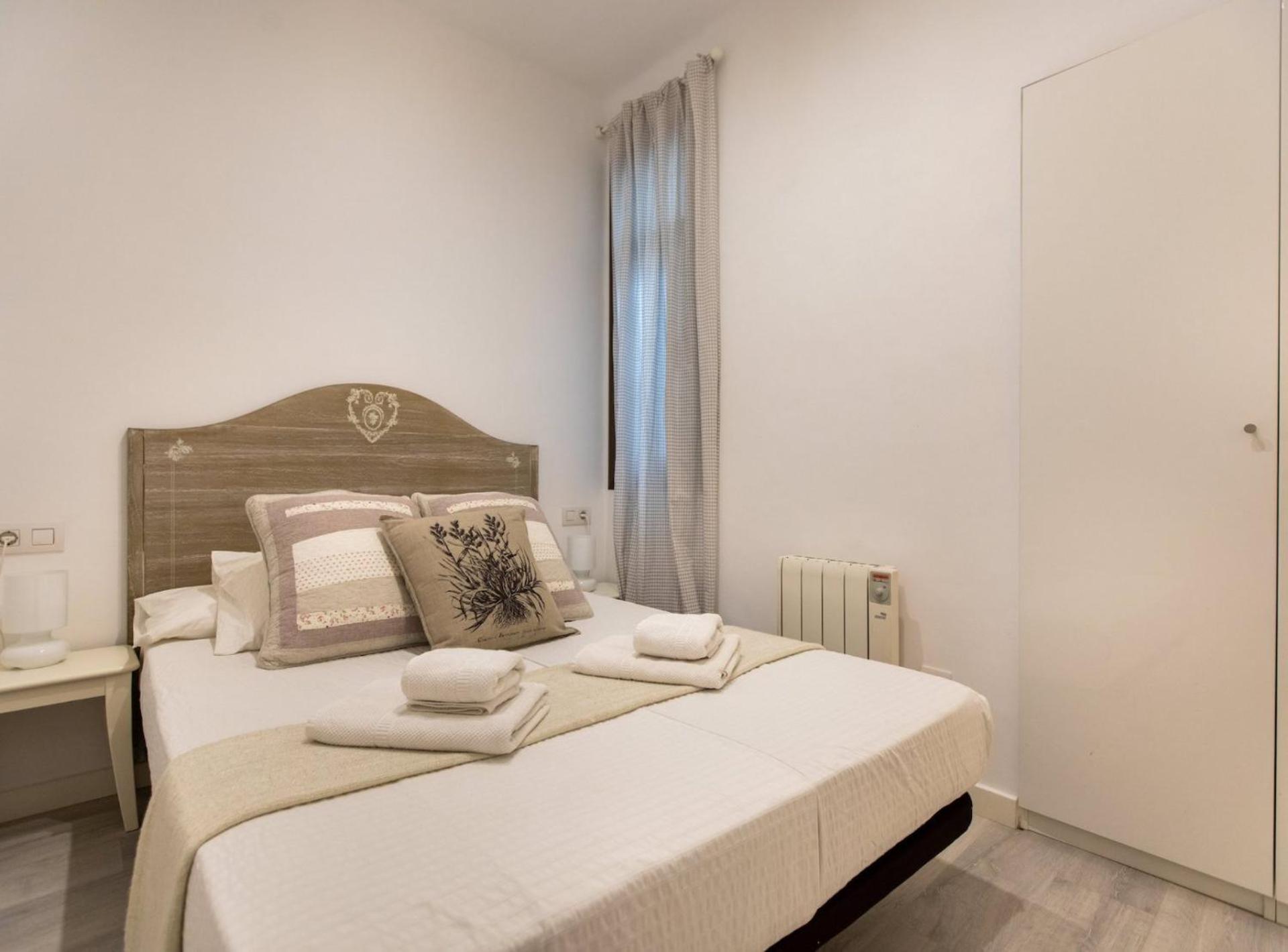 Pere Serafi 2 bedroom apartment Barcelona Eksteriør billede
