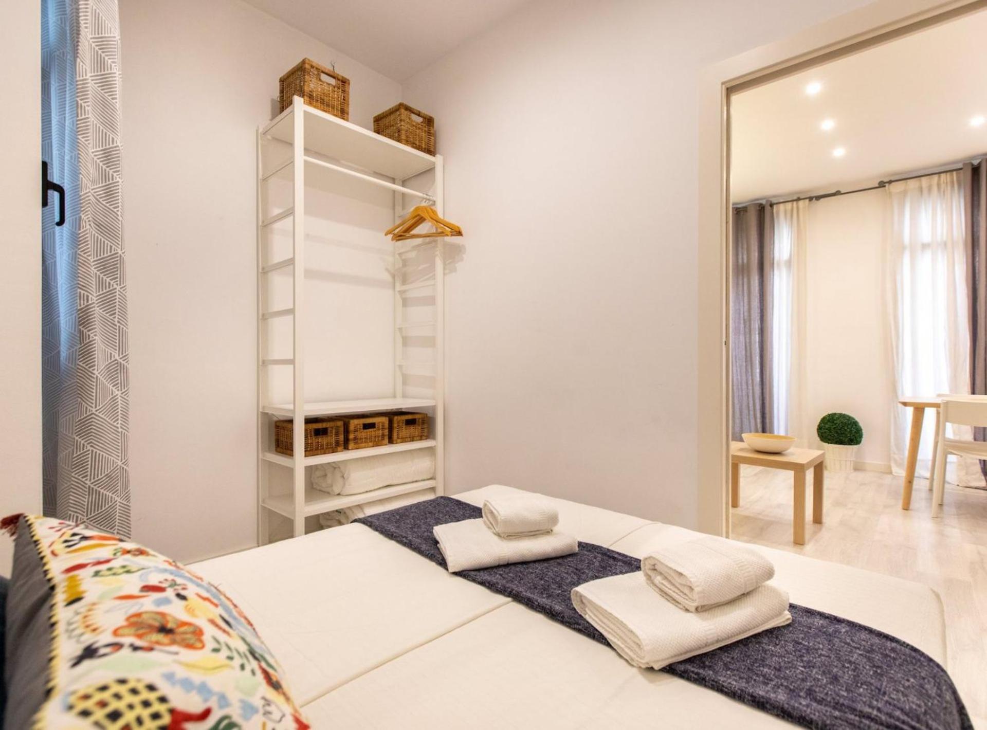 Pere Serafi 2 bedroom apartment Barcelona Eksteriør billede